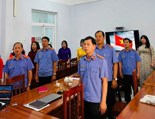 Chào cờ đầu tháng 3 kết hợp tuần lễ áo dài