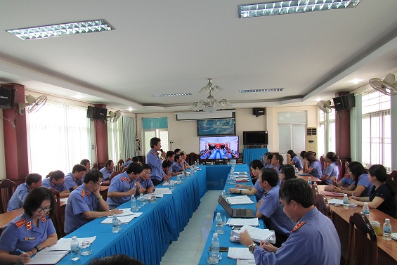 Viện kiểm sát nhân dân tỉnh Khánh Hòa tổ chức Hội nghị giao ban trực tuyến đánh giá công tác kiểm sát 8 tháng đầu năm 2017