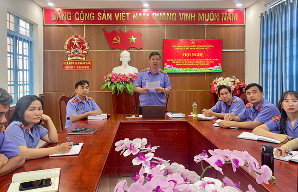 Viện kiểm sát nhân dân khu vực 7 tổ chức Hội nghị tập huấn nâng cao kỹ năng về soạn thảo văn bản, thể thức và kỹ thuật trình bày văn bản hành chính trong ngành Kiểm sát nhân dân