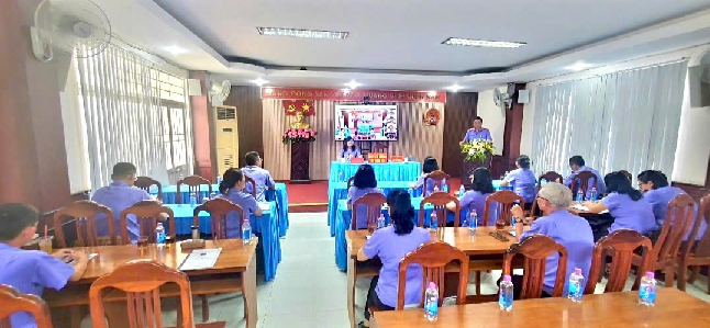 Viện kiểm sát nhân dân tỉnh Khánh Hòa tổ chức Hội nghị tập huấn công tác kiểm sát thi hành án dân sự, thi hành án hình sự năm 2026