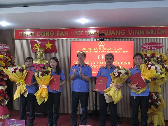 Lễ công bố, trao Quyết định về công tác cán bộ