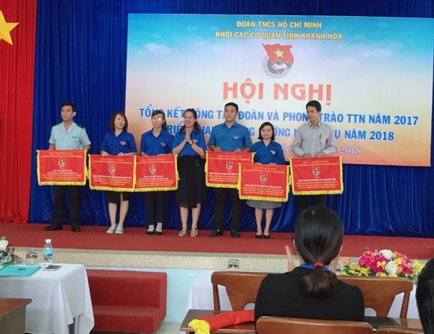 Chi đoàn Viện kiểm sát nhân dân tỉnh Khánh Hòa dẫn đầu thi đua cụm Khối Nội chính và các ban quản lý dự án năm 2017