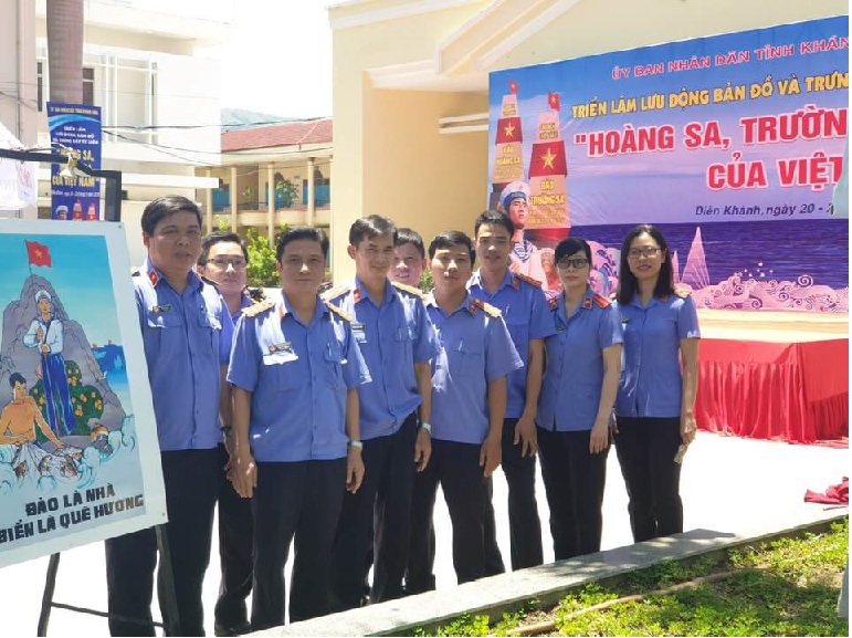 Viện kiểm sát nhân dân huyện Diên Khánh tham gia triển lãm lưu động bản đồ và trưng bày tư liệu “Hoàng Sa, Trường Sa của Việt Nam” do UBND tỉnh Khánh Hòa tổ chức.