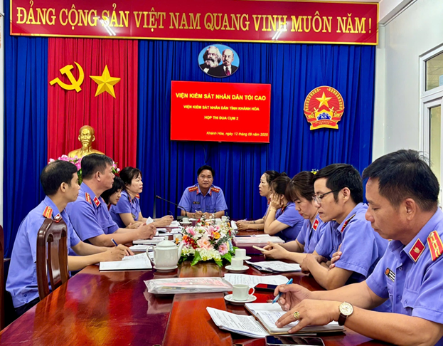 TỔ CHỨC TỔNG KẾT VÀ BÌNH XÉT TRONG CÔNG TÁC THI ĐUA KHEN THƯỞNG CỦA CỤM THI ĐUA SỐ 2 - KHÁNH HOÀ