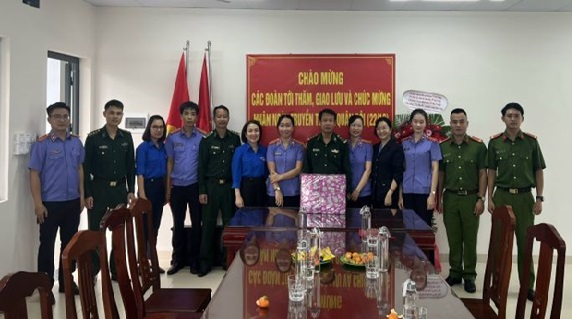 Sôi nổi chuỗi hoạt động thanh niên tháng 12 của Chi đoàn Viện kiểm sát nhân dân thành phố Nha Trang