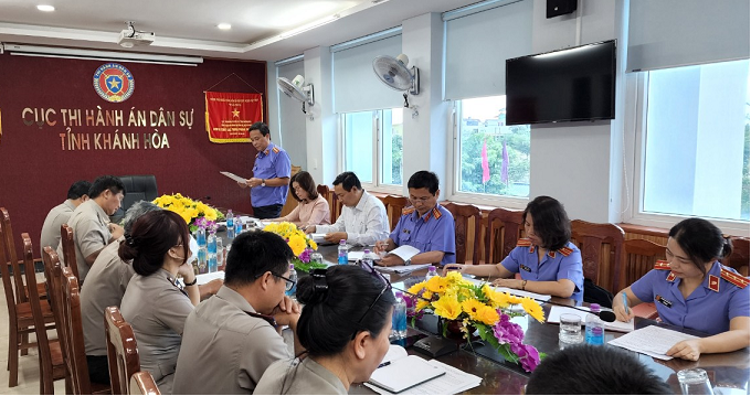 Viện kiểm sát nhân dân tỉnh Khánh Hòa trực tiếp kiểm sát thi hành án dân sự, hành chính tại Cục THADS tỉnh Khánh Hòa năm 2022