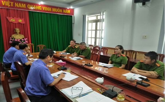 Trực tiếp kiểm sát Nhà tạm giữ và Cơ quan Thi hành án hình sự - Công an thành phố Cam Ranh