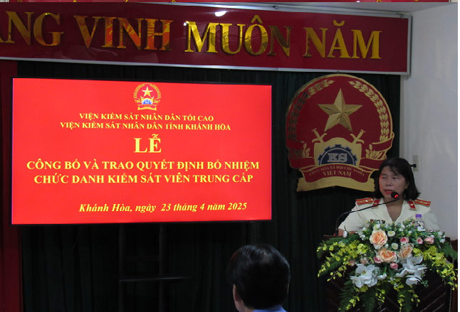 Lễ công bố và trao Quyết định bổ nhiệm chức danh Kiểm sát viên trung cấp