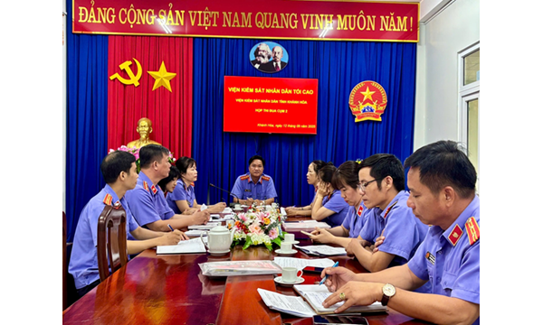 TỔ CHỨC TỔNG KẾT VÀ BÌNH XÉT TRONG CÔNG TÁC THI...