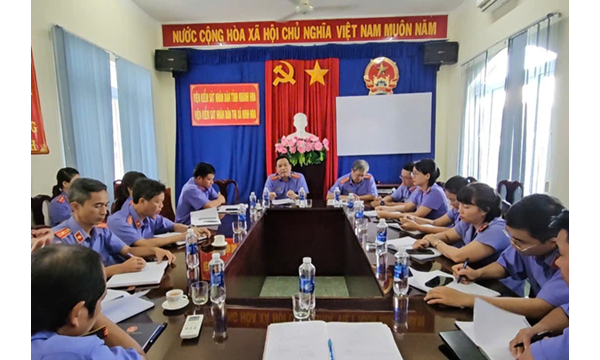 LÃNH ĐẠO VIỆN KIỂM SÁT NHÂN DÂN TỈNH KHÁNH HÒA LÀM...