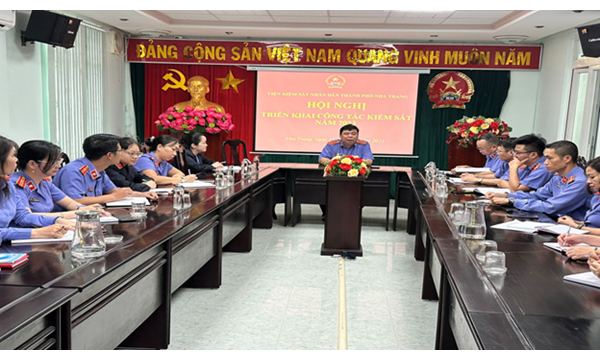 Viện kiểm sát nhân dân thành phố Nha Trang tổ chức...