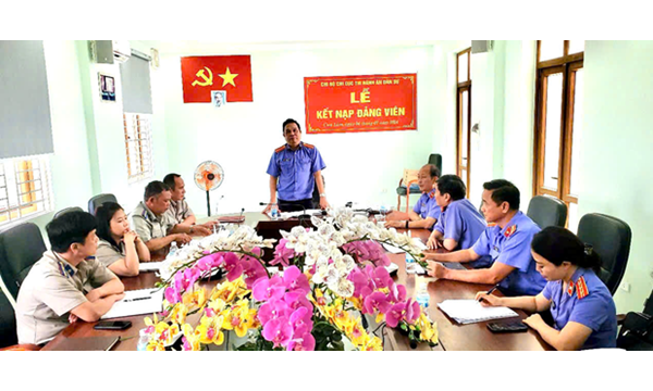 Trực tiếp kiểm sát hoạt động thi hành án dân sự tại Chi...