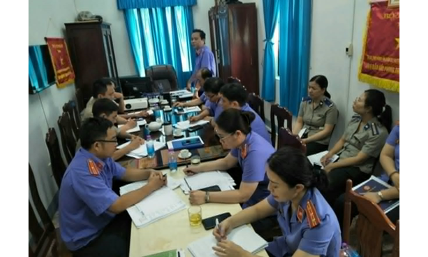 Viện kiểm sát nhân dân tỉnh Khánh Hòa tiến hành...