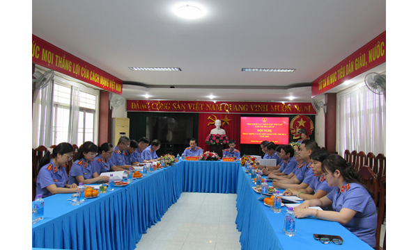 CỤM THI ĐUA SỐ 10 – VIỆN KIỂM SÁT NHÂN DÂN TỐI CAO PHÁT ĐỘNG VÀ KÝ KẾT GIAO ƯỚC THI ĐUA  NĂM 2025