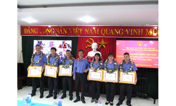 Viện kiểm sát nhân dân tỉnh Khánh Hòa tổ chức Hội nghị điển......